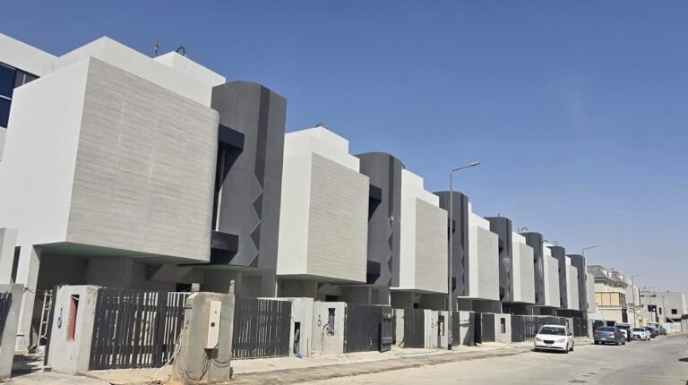 4a0f057c-5c80-485a-87df-107b9866191e (1)